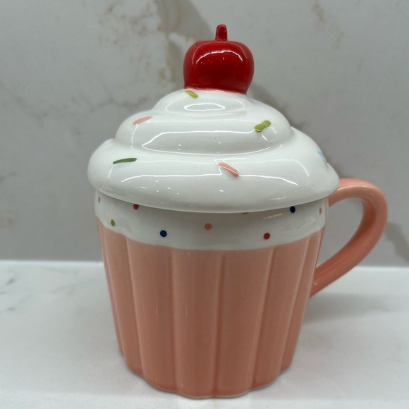 Indigo Pink Cupcake Mug with Lid Cherry on Top - Picture 2 of 4